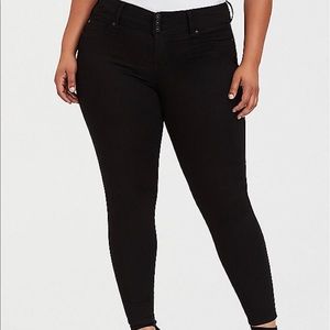 Torrid Black Jegging SHORT LENGTH
